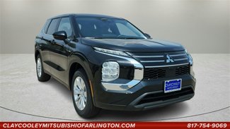 New 2025 Mitsubishi Outlander ES image 1