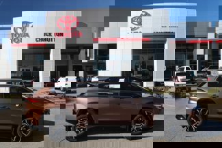 Used 2025 Toyota Crown Signia image 1