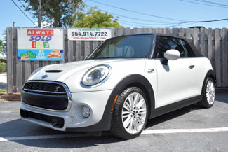 Used 2017 MINI Cooper S image 1