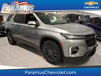 Certified 2023 Chevrolet Traverse RS w/ LPO, Floor Liner Package image 1