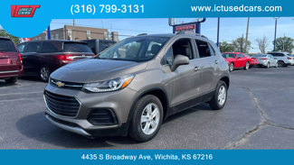 Used 2020 Chevrolet Trax LT w/ Driver Confidence Package image 1