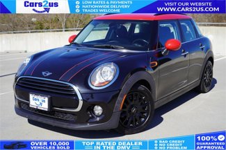 Used 2018 MINI Cooper 4-Door Hardtop image 1