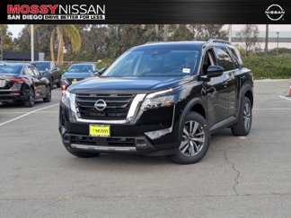 New 2025 Nissan Pathfinder SL w/ Cargo Package image 1