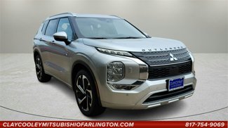 New 2025 Mitsubishi Outlander SEL image 1