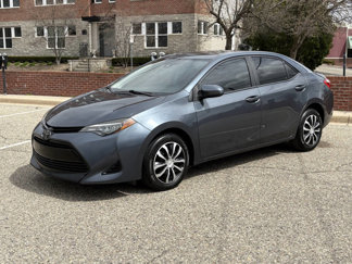 Used 2018 Toyota Corolla LE image 1