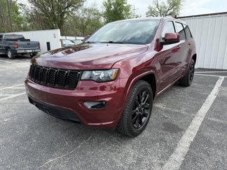 Used 2021 Jeep Grand Cherokee Laredo X image 1