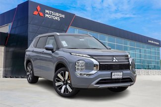 New 2025 Mitsubishi Outlander SEL image 1