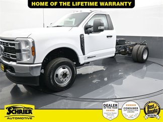 Used 2024 Ford F350 XLT image 1