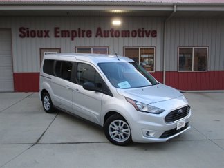 Used 2022 Ford Transit Connect XLT image 1
