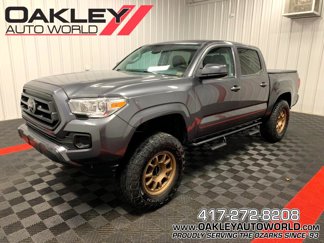 Used 2021 Toyota Tacoma SR image 1