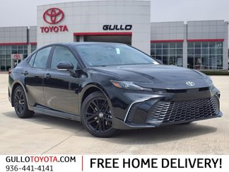 Certified 2025 Toyota Camry SE image 1