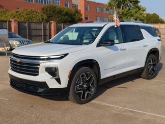 New 2026 Chevrolet Traverse High Country image 1