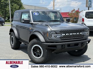 New 2025 Ford Bronco Badlands image 1