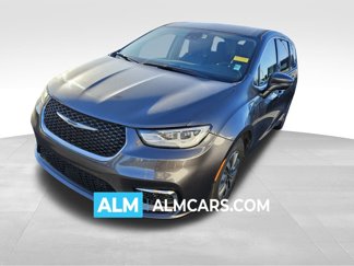 Used 2022 Chrysler Pacifica Touring-L w/ Uconnect Theater Family Group image 1