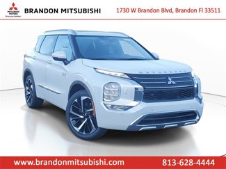 New 2025 Mitsubishi Outlander SEL image 1