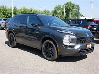 New 2025 Mitsubishi Outlander SEL Black Edition image 1