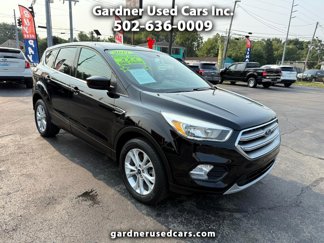 Used 2017 Ford Escape SE image 1