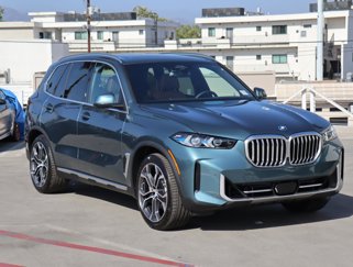 New 2026 BMW X5 xDrive50e w/ Climate Comfort Package image 1