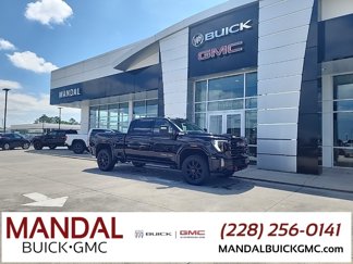 Used 2024 GMC Sierra 2500 AT4 w/ AT4 Premium Plus Package image 1
