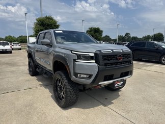 New 2025 Nissan Frontier PRO-4X w/ Pro Convenience Package image 1