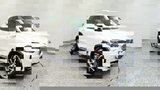 Used 2024 BMW X5 xDrive50e image 1