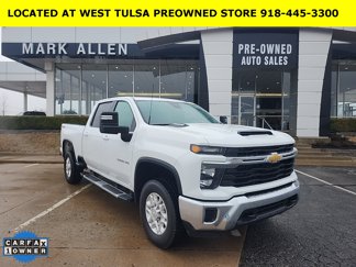 Used 2024 Chevrolet Silverado 3500 LT image 1