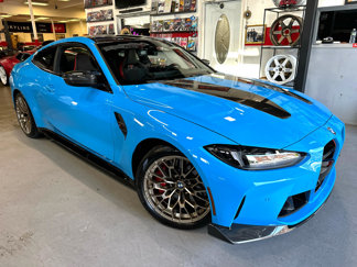 Used 2025 BMW M4 CS image 1