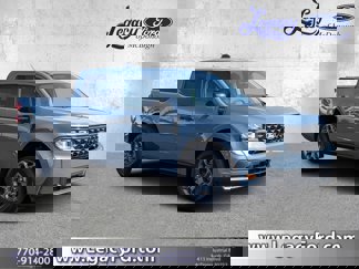 New 2025 Ford Maverick XLT image 1
