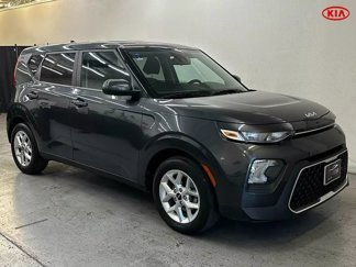 Used 2022 Kia Soul LX w/ Technology Package image 1