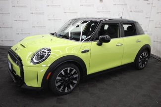 Used 2023 MINI Cooper S image 1