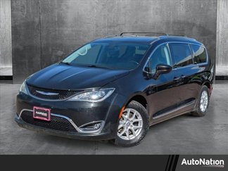 Used 2020 Chrysler Pacifica Touring-L image 1