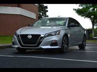 Used 2020 Nissan Altima 2.5 SR image 1