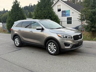 Used 2017 Kia Sorento LX w/ LX Convenience Package image 1