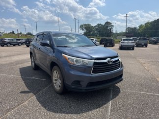 Used 2016 Toyota Highlander LE image 1