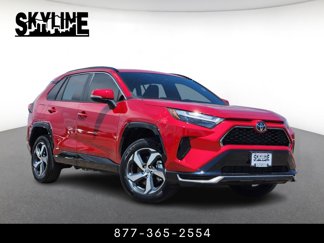Used 2025 Toyota RAV4 SE image 1