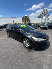 Used 2017 Toyota Camry LE image 1