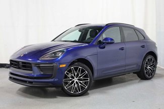 Used 2025 Porsche Macan image 1