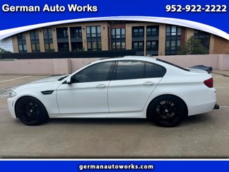 Used 2013 BMW M5 image 1