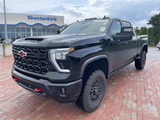 Used 2025 Chevrolet Silverado 2500 ZR2 w/ Technology Package image 1
