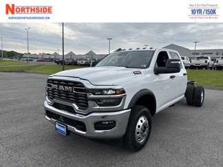 New 2025 RAM 3500 Tradesman image 1