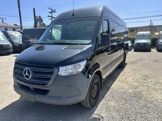 Used 2022 Mercedes-Benz Sprinter 2500 image 1