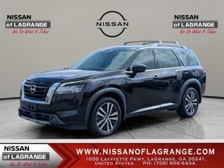 Used 2022 Nissan Pathfinder Platinum w/ Lighting Package (N92) image 1