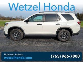 New 2025 Honda Pilot TrailSport image 1