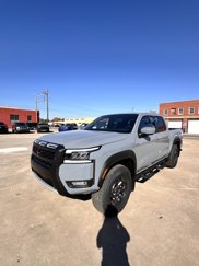 New 2025 Nissan Frontier PRO-4X w/ Tow Package image 1