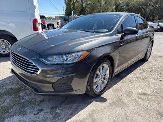 Used 2019 Ford Fusion SE image 1