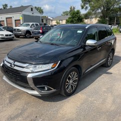 Used 2018 Mitsubishi Outlander SEL image 1
