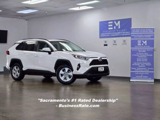 Used 2021 Toyota RAV4 XLE image 1
