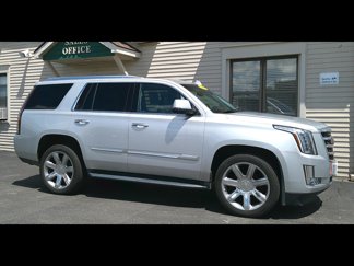 Used 2016 Cadillac Escalade Luxury image 1
