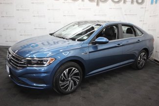 Used 2021 Volkswagen Jetta SEL image 1