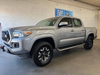 Used 2016 Toyota Tacoma SR image 1